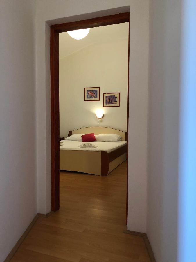 Apartmani Anamar Supetarska Draga Eksteriør billede